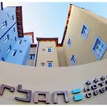 Отель Urban Design Триест