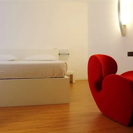 Urban Design Hotel
