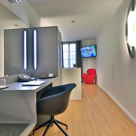 Urban Design Hotel 4*