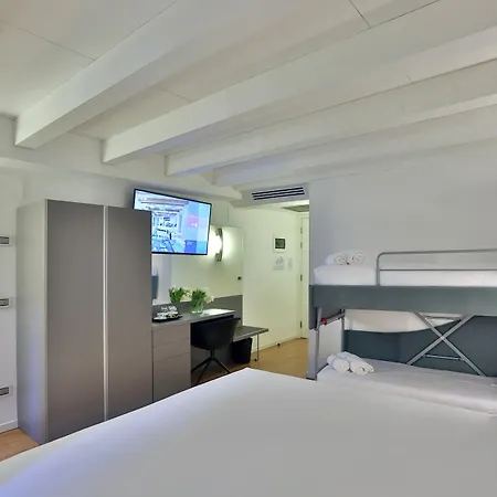 Hotel Urban Design