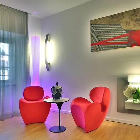 Urban Design Hotel 4*