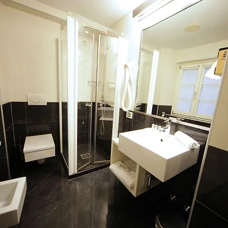 Hotel Urban Design 4*
