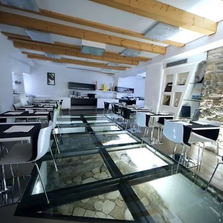 Urban Design Hotel 4*