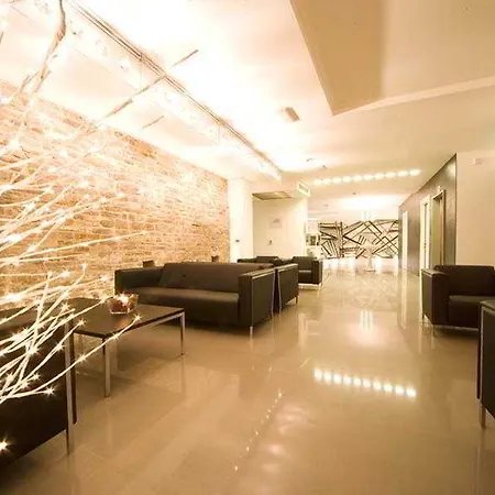 Hotel Urban Design 4*