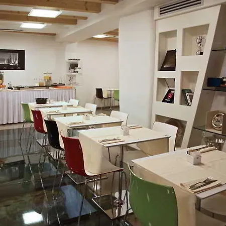 Otel Urban Design