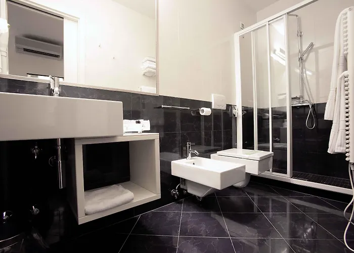 アーバン デザイン 4* トリエステ