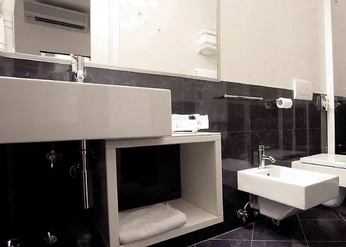 ホテル アーバン デザイン 4*