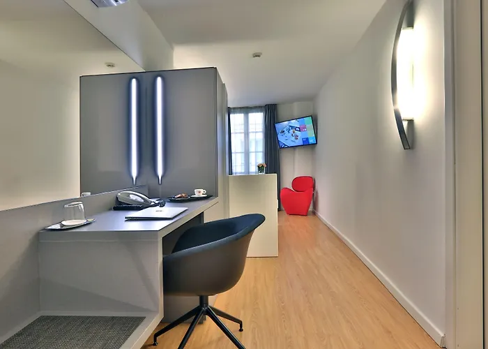 ホテル アーバン デザイン